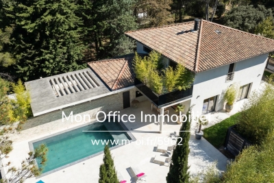 Maison &agrave; vendre &agrave; AIX-EN-PROVENCE  - 5 pi&egrave;ces - 180 m&sup2; 
