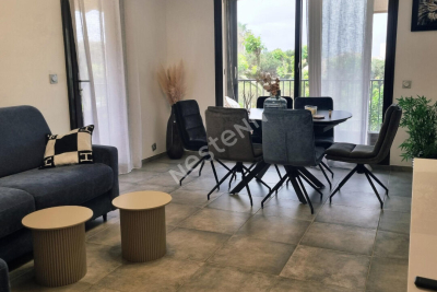Appartement &agrave; vendre &agrave; SIX-FOURS-LES-PLAGES  - 3 pi&egrave;ces - 71 m&sup2; 