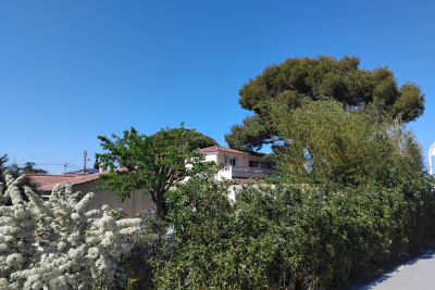 Commerce &agrave; vendre &agrave; AYGUADE CEINTURON  - 5 pi&egrave;ces - 114 m&sup2; 