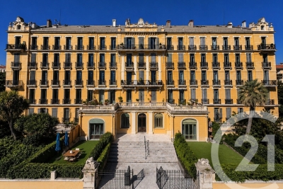 Appartement &agrave; vendre &agrave; HYÈRES  - 3 pi&egrave;ces - 92 m&sup2; 