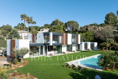 Maison &agrave; vendre &agrave; CAP D'ANTIBES  - 8 pi&egrave;ces - 597 m&sup2; 