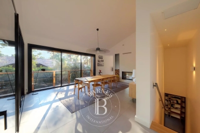 Villa à Pyla sur Mer &agrave; louer à partir de 4 700 € / semaine, Photo 3