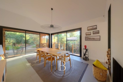 Villa à Pyla sur Mer &agrave; louer à partir de 4 700 € / semaine, Photo 4