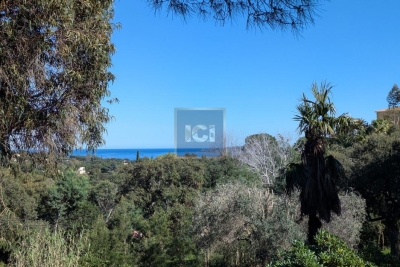Maison &agrave; vendre &agrave; GRIMAUD  - 7 pi&egrave;ces - 165 m&sup2; 