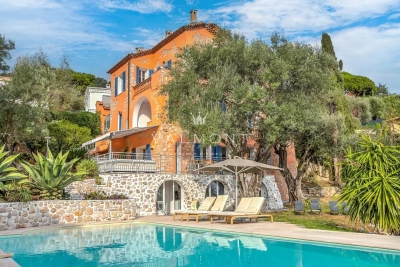 Villa à Roquebrune-Cap-Martin &agrave; louer , Photo 1