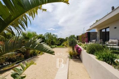 Villa à Grimaud &agrave; louer à partir de 16 400 € / semaine, Photo 16