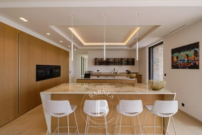 Villa à Grimaud &agrave; louer à partir de 16 400 € / semaine, Photo 5