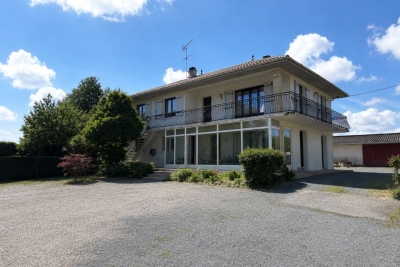 Maison &agrave; vendre &agrave; CASTETS ET CASTILLON  - 4 pi&egrave;ces - 185 m&sup2; 