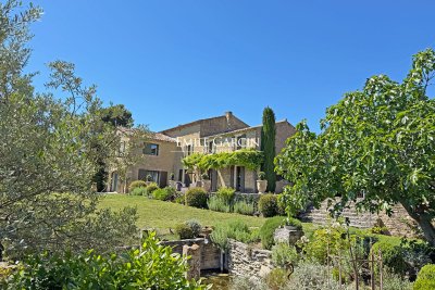 Maison &agrave; vendre &agrave; Cabrières d'Avignon  - 7 pi&egrave;ces 300 m&sup2; 