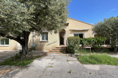 Maison &agrave; vendre &agrave; LE THOR  - 8 pi&egrave;ces - 182 m&sup2; 