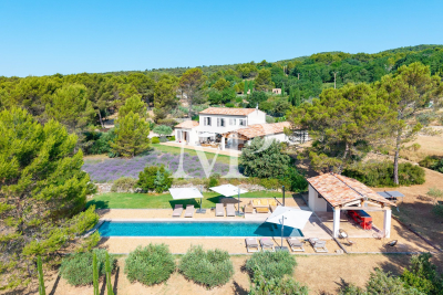 Villa in Joucas for rental from 2 932 € / week, Photo 1