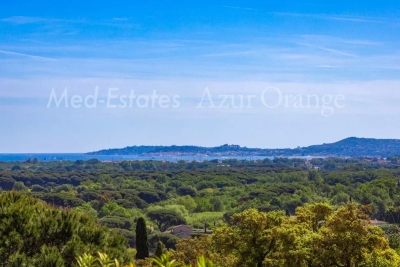 Maison &agrave; vendre &agrave; GRIMAUD  - 8 pi&egrave;ces - 207 m&sup2; 