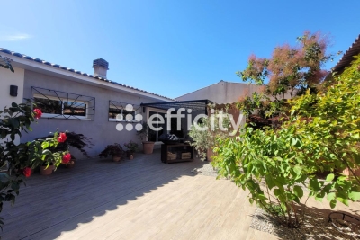 Maison &agrave; vendre &agrave; ROUGIERS  - 5 pi&egrave;ces - 342 m&sup2; 
