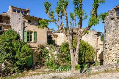 Maison &agrave; vendre &agrave; immobilier OPPÈDE  - 9 pi&egrave;ces - 257 m&sup2; 