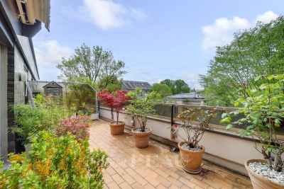 Appartement &agrave; vendre &agrave; VERSAILLES Le Village - 6 pi&egrave;ces - 139 m&sup2; 