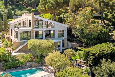 Maison &agrave; vendre &agrave; Roquebrune-Cap-Martin  - 7 pi&egrave;ces 240 m&sup2; 