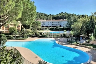 Appartement &agrave; vendre &agrave; MOUGINS  - 2 pi&egrave;ces - 34 m&sup2; 