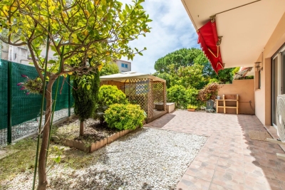 Appartement &agrave; vendre &agrave; CAGNES-SUR-MER  - 2 pi&egrave;ces - 50 m&sup2; 