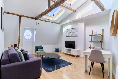 Appartement &agrave; louer &agrave; PARIS 8EME  - 2 pi&egrave;ces - 53 m&sup2; 