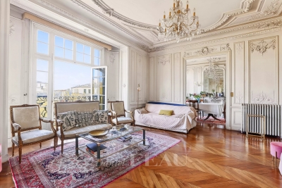 Appartement &agrave; vendre &agrave; Paris 3Eme  - 7 pi&egrave;ces 218 m&sup2; 