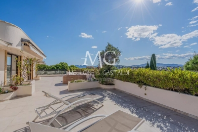 Appartement &agrave; vendre &agrave; CANNES  - 3 pi&egrave;ces - 106 m&sup2; 