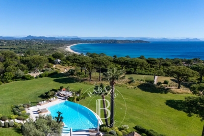 Maison &agrave; vendre &agrave; Ramatuelle  - 10 pi&egrave;ces 450 m&sup2; 