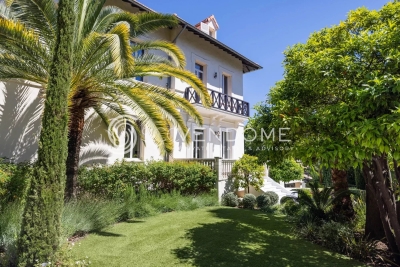Maison &agrave; vendre &agrave; CANNES  - 18 pi&egrave;ces - 580 m&sup2; 