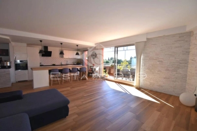 Appartement &agrave; vendre &agrave; CANNES  - 4 pi&egrave;ces - 106 m&sup2; 