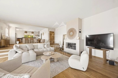 Villa à Èze &agrave; louer à partir de 12 400 € / semaine, Photo 4