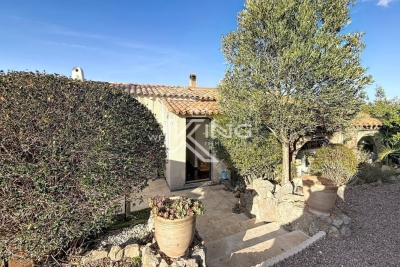 Maison &agrave; vendre &agrave; FRÉJUS  - 5 pi&egrave;ces - 129 m&sup2; 