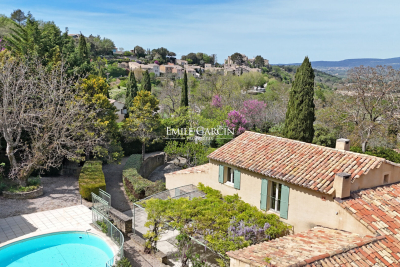 Maison &agrave; vendre &agrave; MÉNERBES  - 8 pi&egrave;ces - 240 m&sup2; 