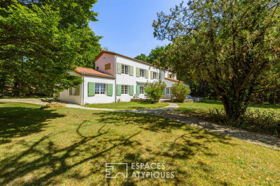 Maison &agrave; vendre &agrave; BREUILLET  - 10 pi&egrave;ces - 232 m&sup2; 