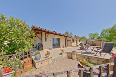 Maison &agrave; vendre &agrave; CAUSSADE  - 5 pi&egrave;ces - 118 m&sup2; 