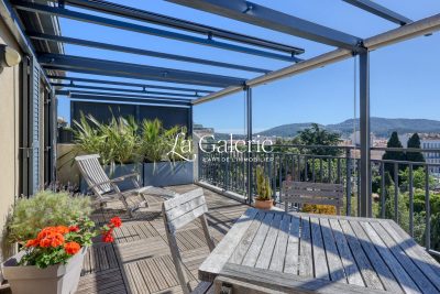 Appartement &agrave; vendre &agrave; HYÈRES  - 3 pi&egrave;ces - 70 m&sup2; 