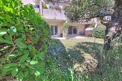 Appartement &agrave; vendre &agrave; VILLENEUVE-LÈS-AVIGNON  - 4 pi&egrave;ces - 82 m&sup2; 