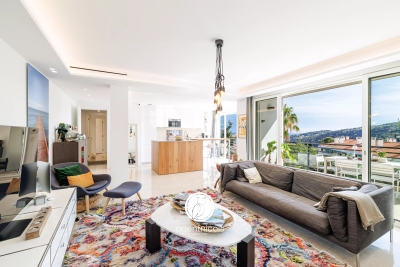 Appartement &agrave; vendre &agrave; VILLEFRANCHE-SUR-MER  - 5 pi&egrave;ces - 198 m&sup2; 