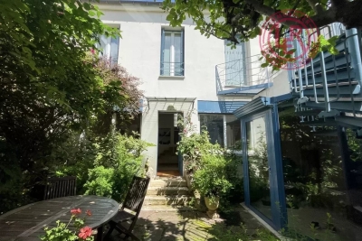 Maison &agrave; vendre &agrave; PARIS 14EME Champs Elysees 4 - 5 pi&egrave;ces - 161 m&sup2; 