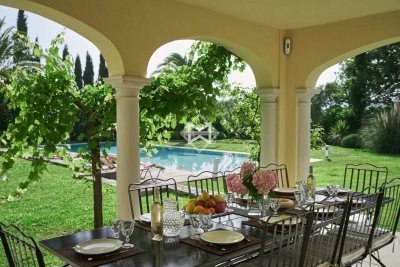 Villa à Saint-Tropez &agrave; louer à partir de 40 000 € / semaine, Photo 4