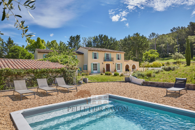 Maison &agrave; vendre &agrave; immobilier LE THOLONET  - 7 pi&egrave;ces - 240 m&sup2; 