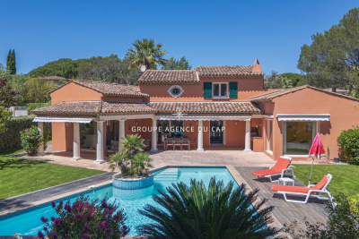 Maison &agrave; vendre &agrave; ST-RAPHAËL  - 7 pi&egrave;ces - 204 m&sup2; 