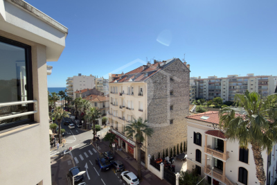 Appartement &agrave; vendre &agrave; ANTIBES  - 3 pi&egrave;ces - 63 m&sup2; 
