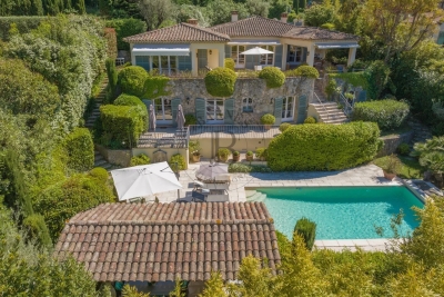 Maison &agrave; vendre &agrave; MOUGINS  - 6 pi&egrave;ces - 1854 m&sup2; 