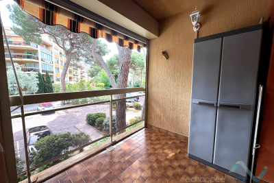 Appartement &agrave; vendre &agrave; HYÈRES  - 2 pi&egrave;ces - 30 m&sup2; 