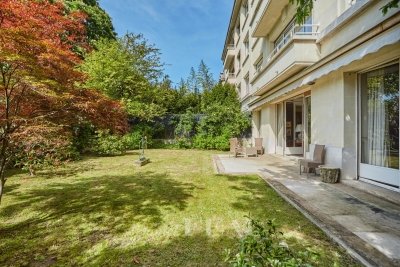 Appartement &agrave; vendre &agrave; PARIS 16EME Mail 2 - 4 pi&egrave;ces - 123 m&sup2; 