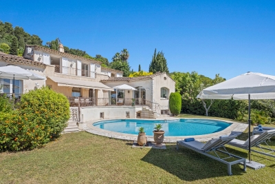 Villa in La Colle-sur-Loup for rental from 6 200 € / week, Photo 1