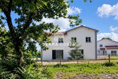 Maison &agrave; vendre &agrave; ST-VINCENT-DE-TYROSSE  - 4 pi&egrave;ces - 96 m&sup2; 