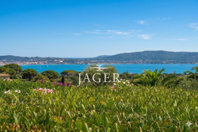 Maison &agrave; vendre &agrave; GRIMAUD  - 7 pi&egrave;ces - 324 m&sup2; 