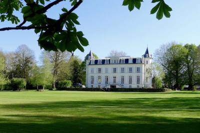 Maison &agrave; vendre &agrave; BAILLY ROMAINVILLIERS  - 17 pi&egrave;ces - 800 m&sup2; 