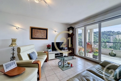 Appartement &agrave; vendre &agrave; CANNES-LA-BOCCA  - 3 pi&egrave;ces - 60 m&sup2; 