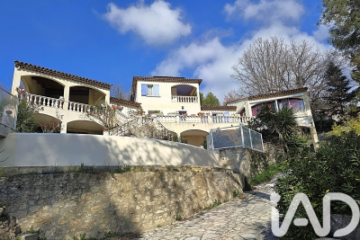 Maison &agrave; vendre &agrave; LE TIGNET  - 7 pi&egrave;ces - 225 m&sup2; 